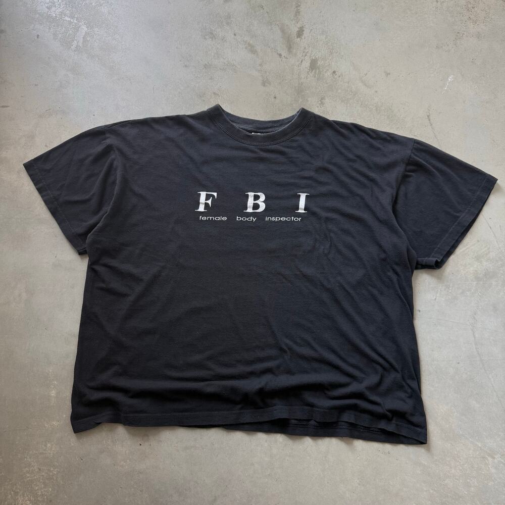 Vintage 90’s Female Body Inspector FBI Parody Obscure Retro Euro T-shirt Size XL